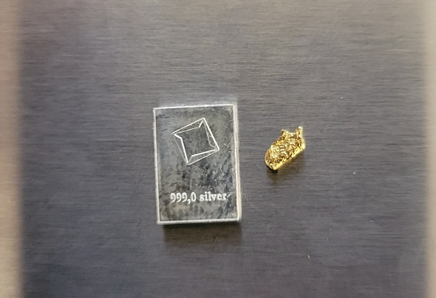 1 Gram Valcambi Silver & Alaskan Gold Nugget 12 Mesh