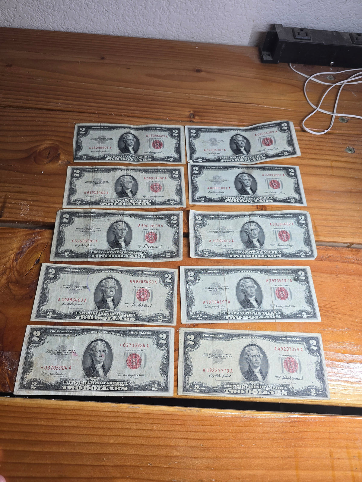Lot of 10 Circulated 1963 $2 Red Seal Two Dollar Bill United States Notes STAR