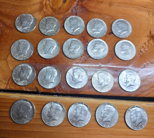 Lot of 20 Kennedy Half Dollar Coins 1965 $10 FV 40% Silver